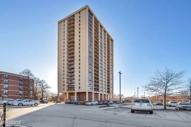 Main picture of South Commons Condos