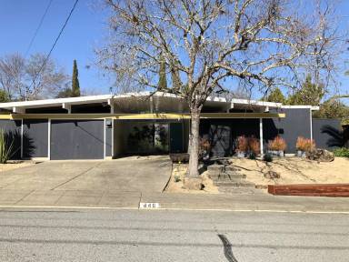 Main picture of 840 Montecillo Rd