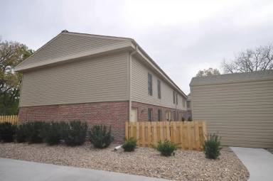 Main picture of 3535 Vine St
