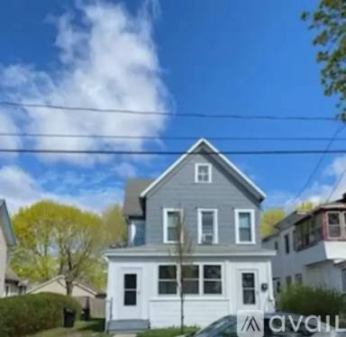 Main picture of 171 Briggs St