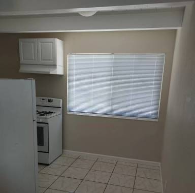 Main picture of 425 S 9th St