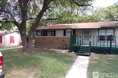 Main picture of 705 Otis St