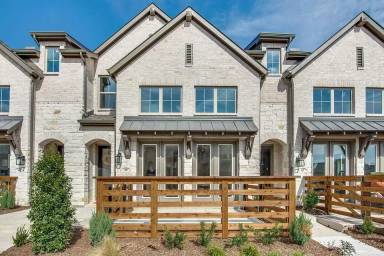Main picture of 409 Blue Creek Cv
