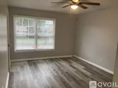 Main picture of 126 Roberta Dr