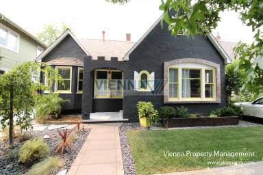 Main picture of 2340 Marshall Way