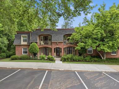 Main picture of 8114 Colony Point Rd