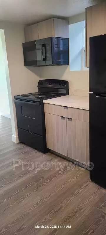 Main picture of 412-420 20th St