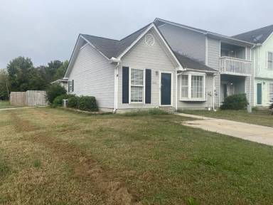 Main picture of 2807 McDonald Ct SW