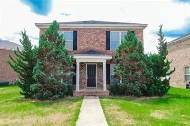 Main picture of 178 Herschel Dr