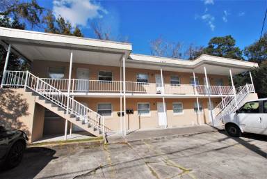 Main picture of 2975 Dellwood Ave