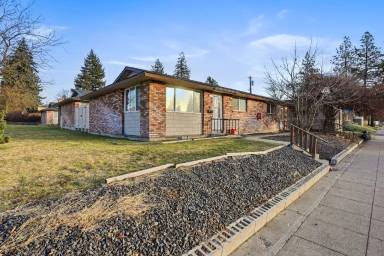 Main picture of 1332 W Garland Ave