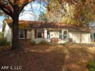 Main picture of 8010 E 91st St