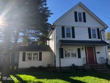 Main picture of 9 Warren St