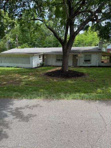 Main picture of 1004 Blanton Pl