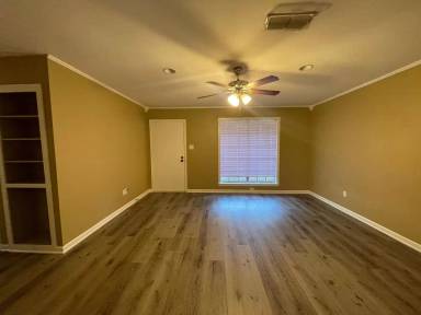 Main picture of 8860 Bernay Dr