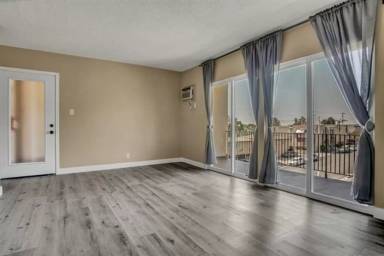 Main picture of 1491 College View Dr