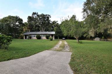 Main picture of 1825 Carr St
