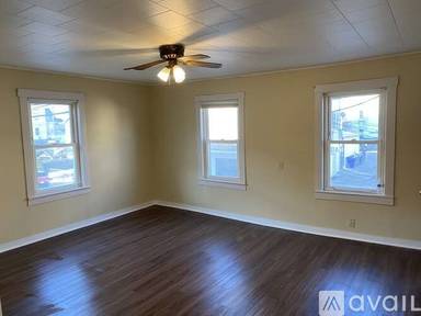 Main picture of 209 Brightman St
