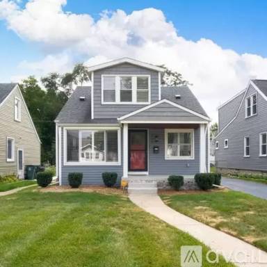 Main picture of 304 Linden Ave
