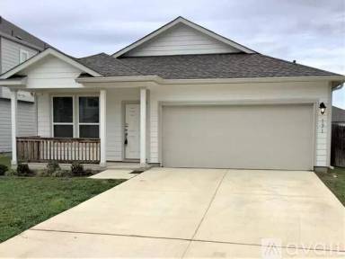 Main picture of 171 Pebble Creek Run