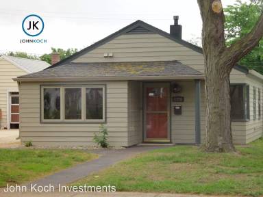 Main picture of 1220 S Hawthorne Ave