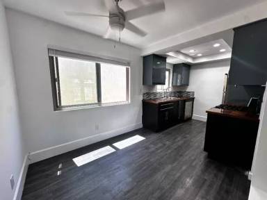 Main picture of 120 14th St