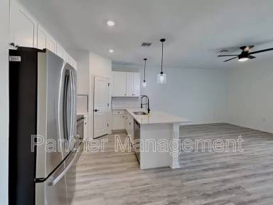 Main picture of 5307 28th St SW