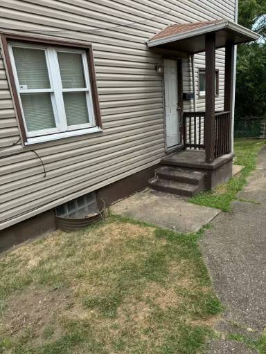 Main picture of 907 Union Ave