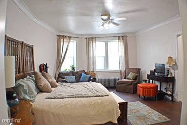 Main picture of 12203 Clifton Blvd