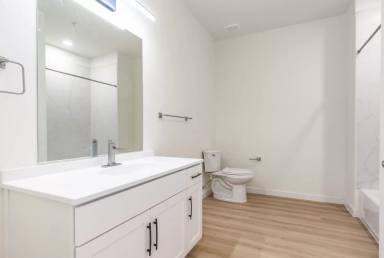 Main picture of 2211 Rio Grande Blvd NW