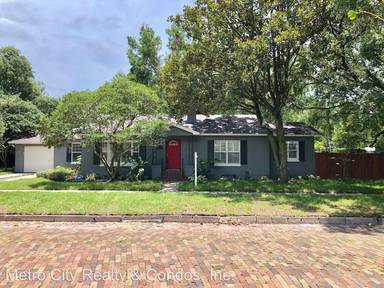 Main picture of 250 Dana Way