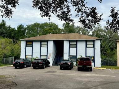 Main picture of 1810 E 143rd Ave