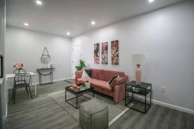 Main picture of 225 Atlantic Ave