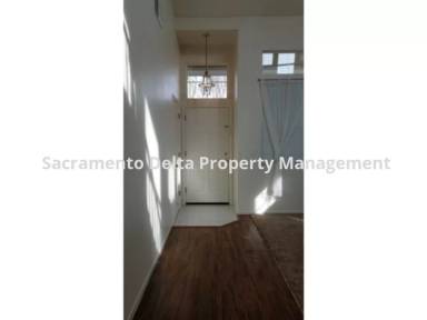 Main picture of 433 Coventry Ct