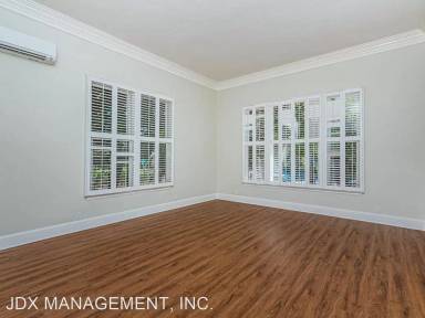 Main picture of 3501 Front St
