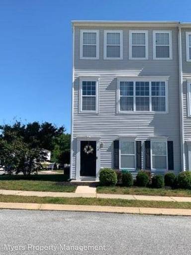 Main picture of 76 Fellowship Dr