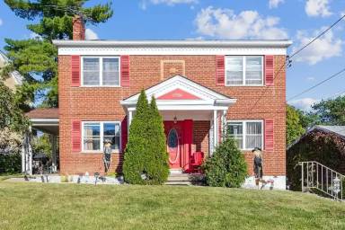 Main picture of 2736 Lafeuille Ave