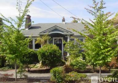 Main picture of 5329 9th Ave NE