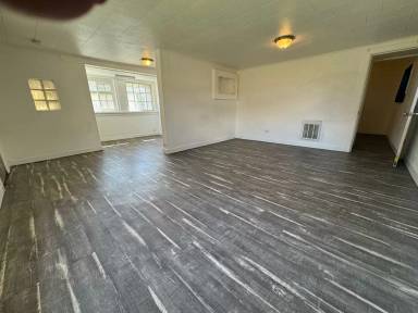 Main picture of 706 S 5th Ave