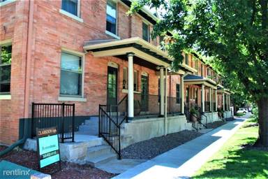 Main picture of 736 E 10th Ave