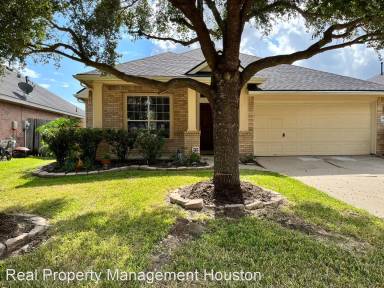Main picture of 19115 Mustang Pointe Ln