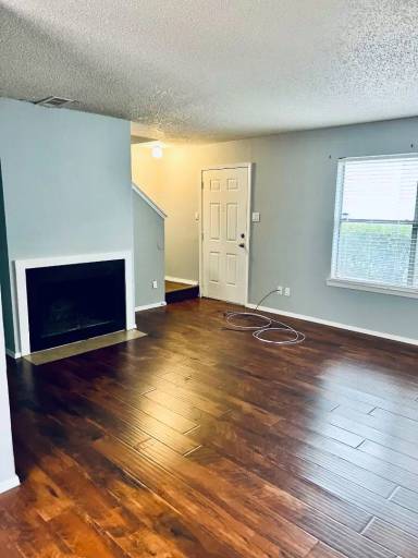 Main picture of 634 Timberline Dr