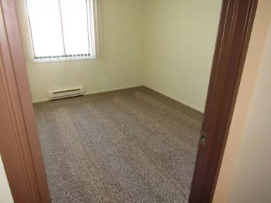 Main picture of 4042 S Pine Ave
