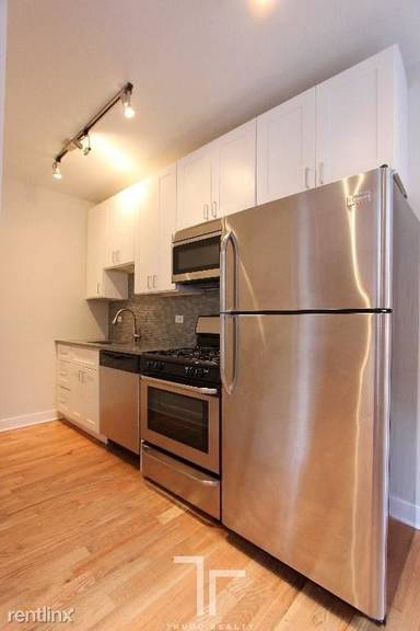 Main picture of 2420 N Kedzie Blvd