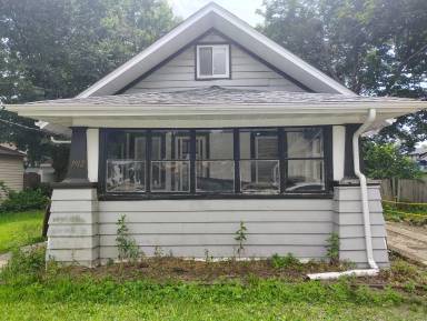 Main picture of 1912 Quincy St