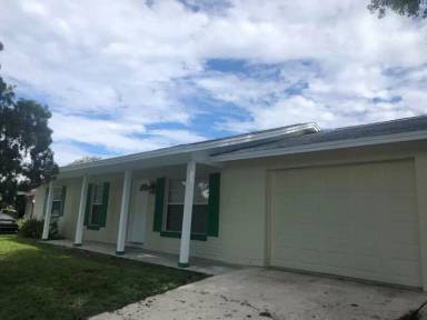Main picture of 1203 Oakwood Ln