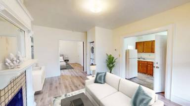 Main picture of 291 E 16th Ave