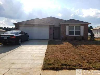 Main picture of 2405 Vivian Dr