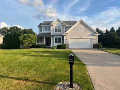 Main picture of 2596 Lenwood Ln NE