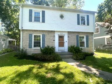 Main picture of 6641 Broadway St